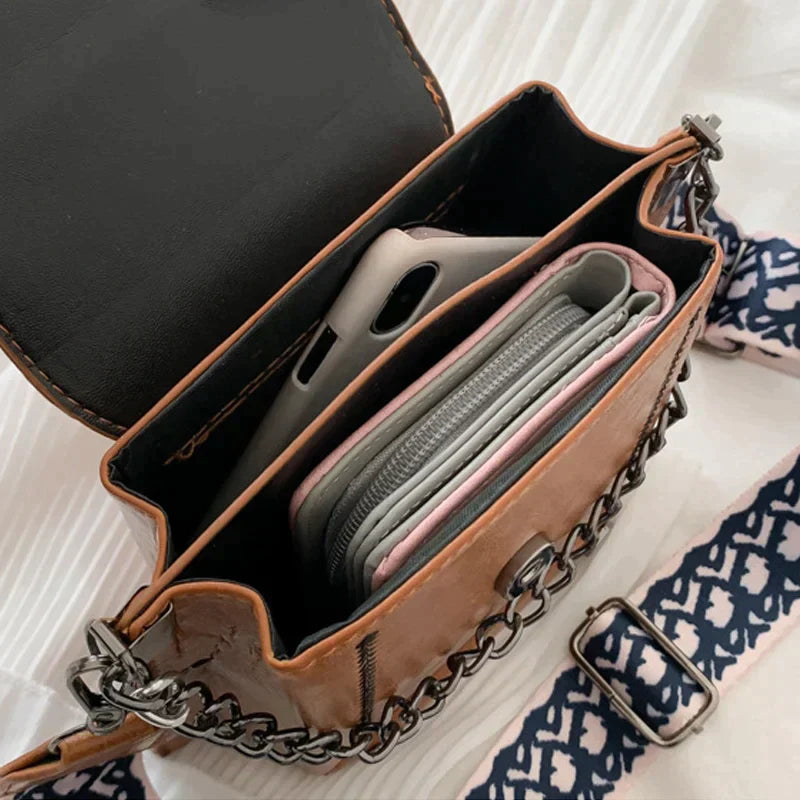 Dam Axelväska Justerbar PU-Läder Fyrkantig Modern 4