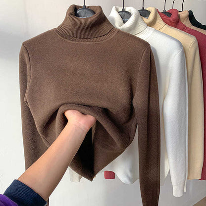 Stickad Dam Tröja i Ull och Päls – Elegant Design för Vardags och Fest 12