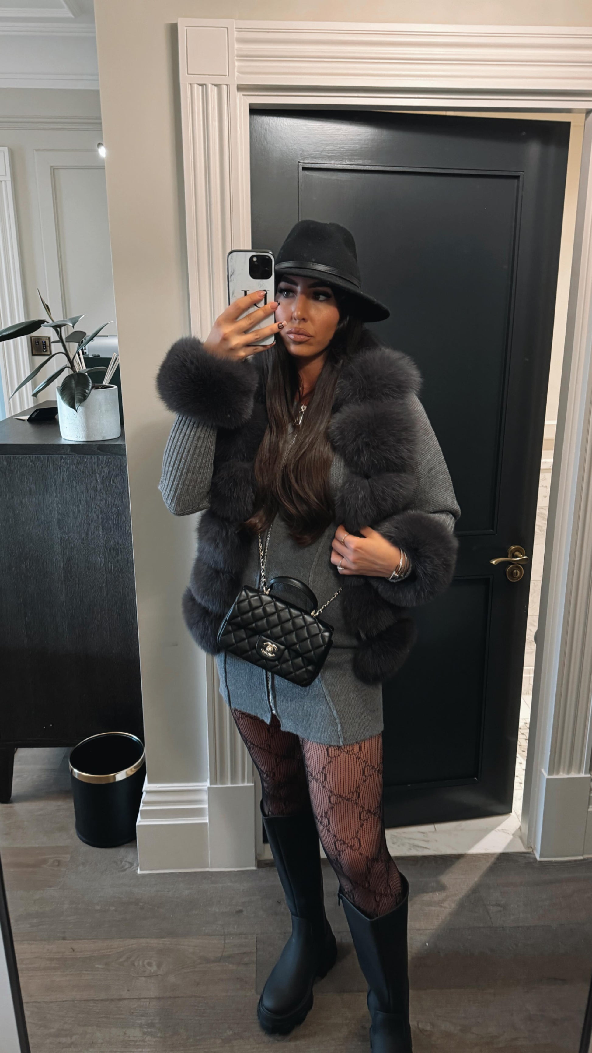 Lång Vinterjacka Dam i Mjuk Velvet Design - Elegant och Bekväm Vinterkappa för Kalla Dagar 9