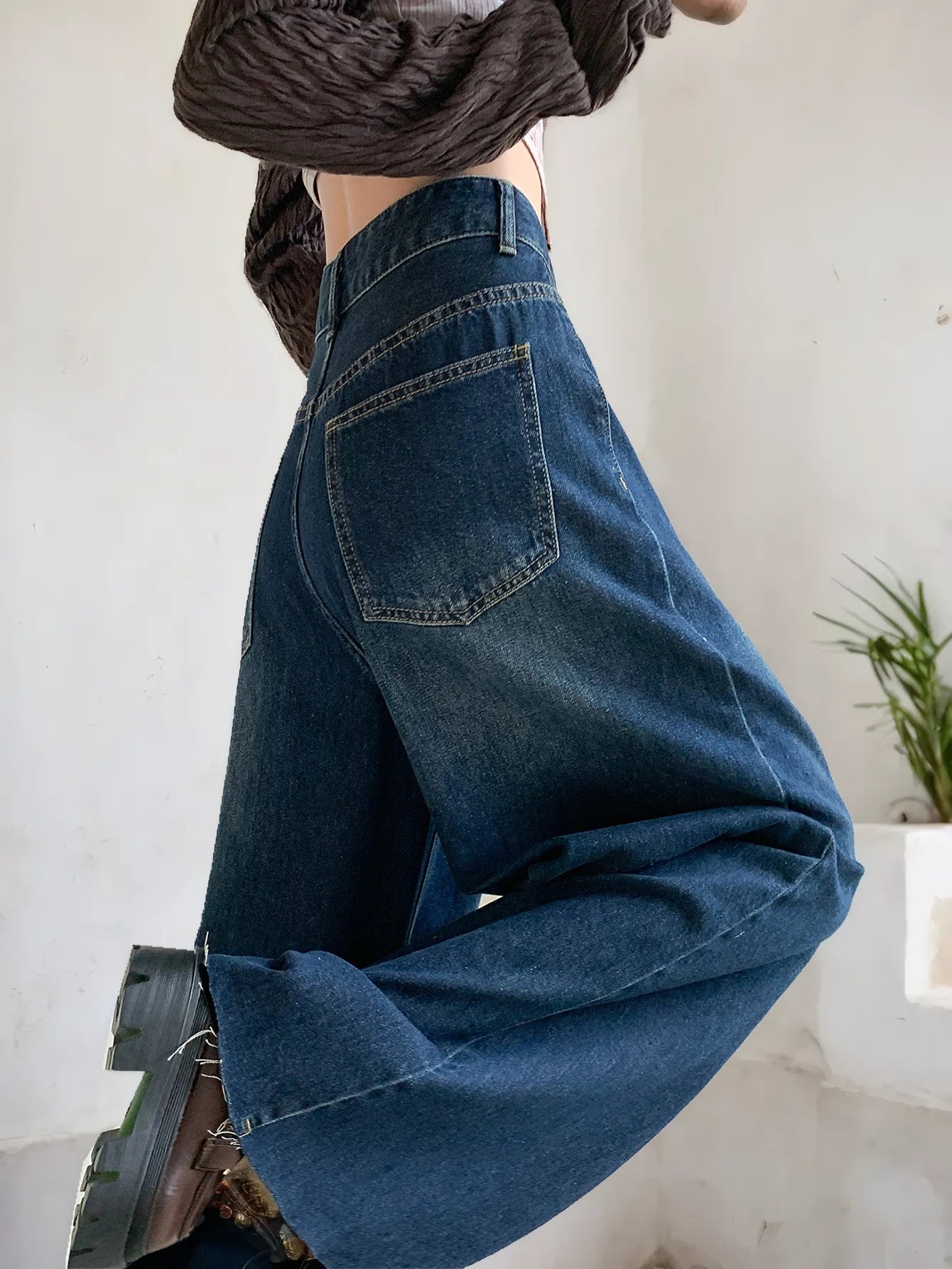 Ljusblå Denimjacka för Kvinnor med Retro Stil och Avslappnad Passform – 70% Bomull, Perfekt för Höst och Vinter 4