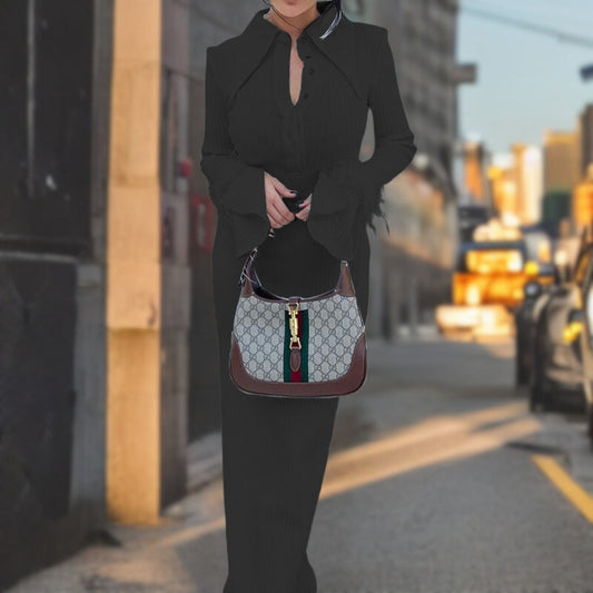 Kvinna Lång Klänning Flödande Design Högkvalitativt Material-1