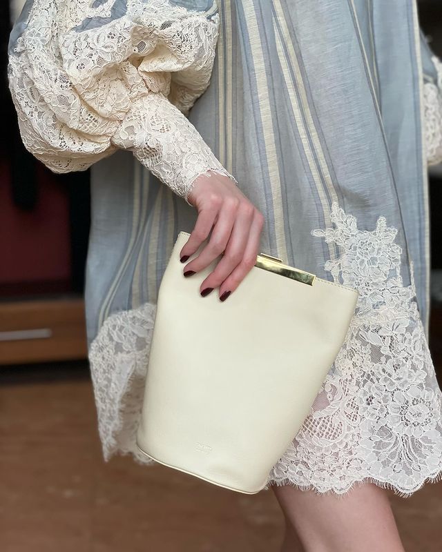 Kvinnors Mini Klänning med Lantern Ärmar och Spetsdetaljer Polyester-6