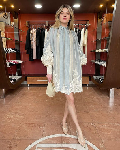 Kvinnors Mini Klänning med Lantern Ärmar och Spetsdetaljer Polyester-4