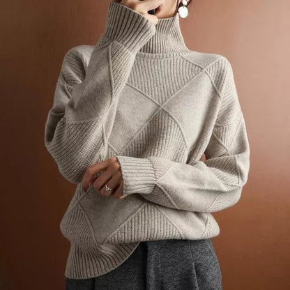 Stickad Dam Turtleneck Tröja i Löst Passform av Cashmere - Mjuk och Trendig för Höst och Vinter 6
