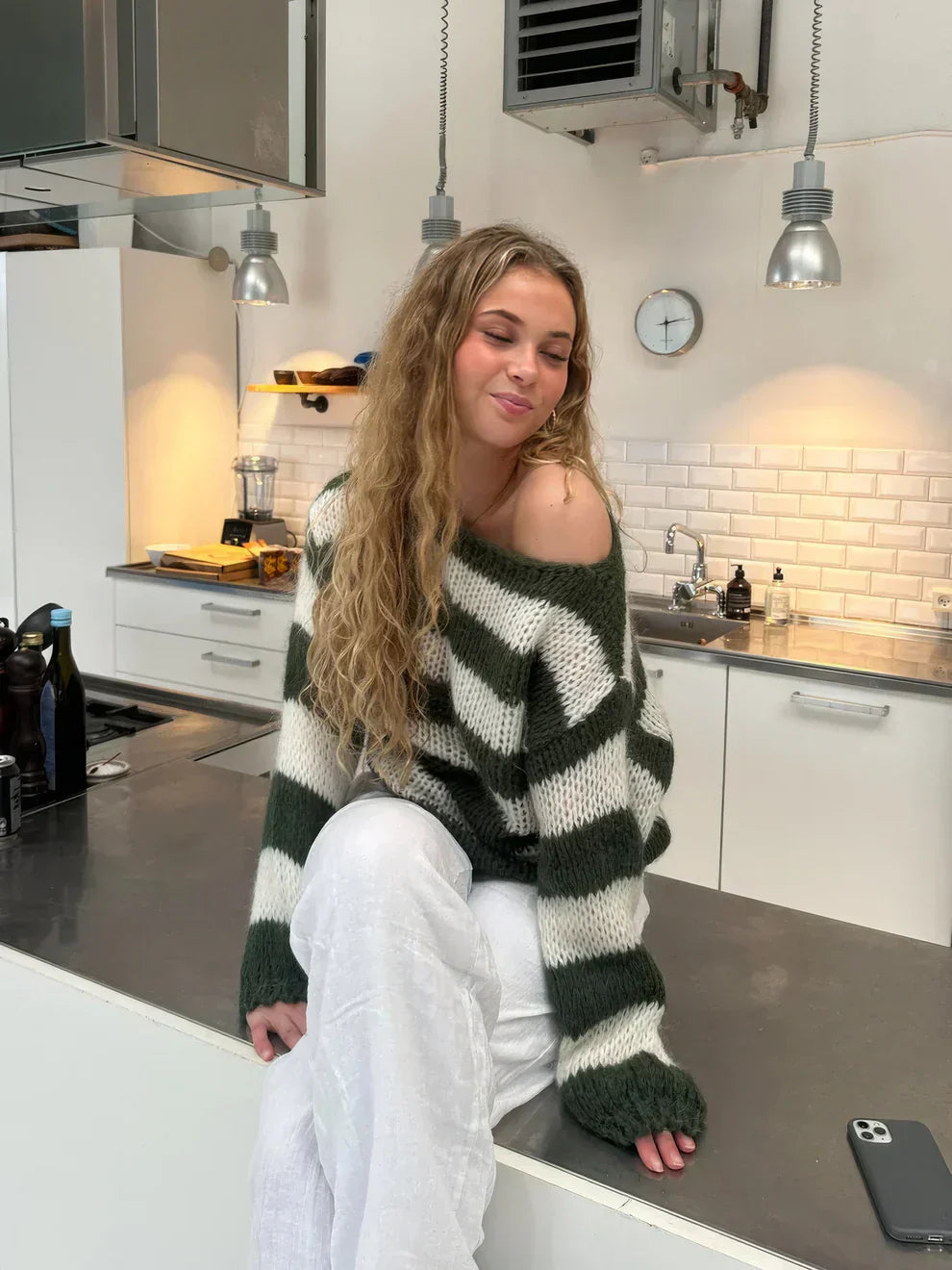 Dam Stickad Tröja Med Horisontella Ränder Polyester Lång Ärmar-5