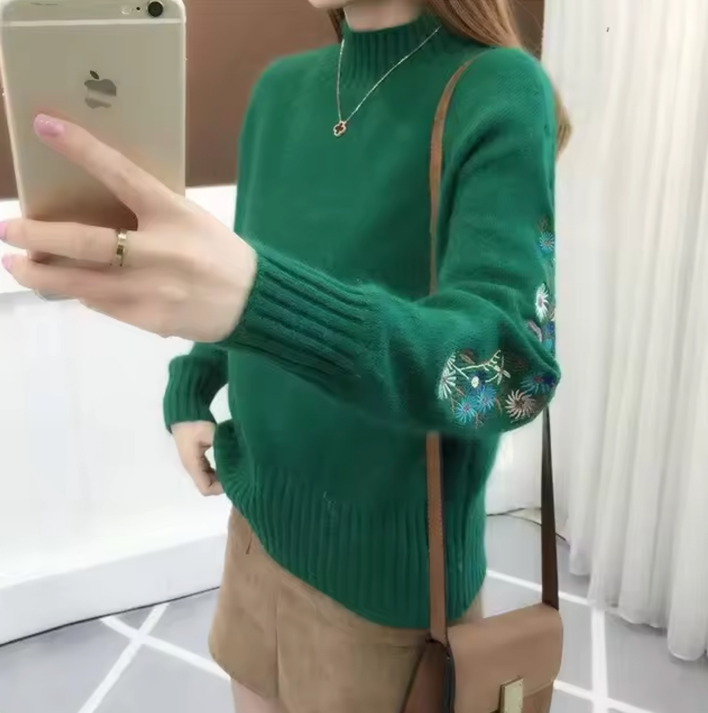 Dam Stickad Tröja Turtleneck med Blommor Broderi Akryl och Bomull 5