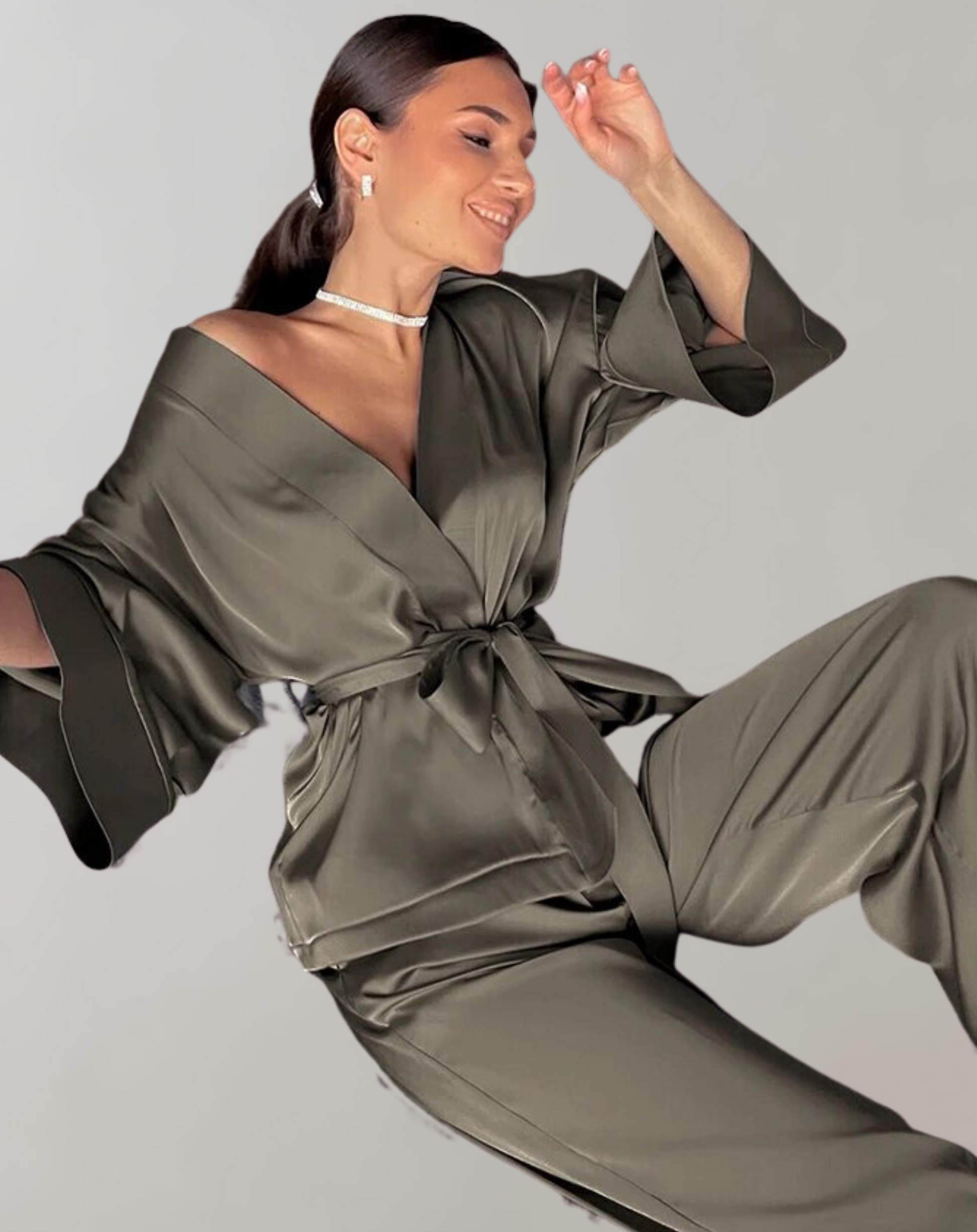 Dam Pyjamas Set med Lång Badrock och Sovplagg i Mjukt Material-3