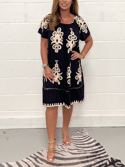 Elegant Vårklänning för Damer i Lätt Material – Fina Damklänningar för Olika Tillfällen 8