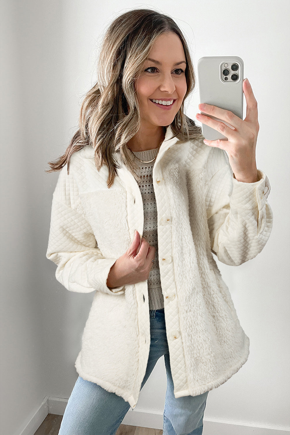 Kvinnors Quiltad Shacket Sherpa-Tyg med Knappdesign-3