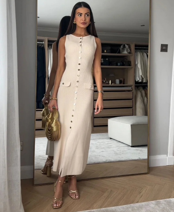 Ärmlös Slim-Fit Damklänning i Stickad Kvalitet – Elegant O-Halsringning och Fauxfickor, Fina Damklänningar för Sommarfest 2