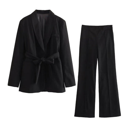 Kostym för Kvinnor 2-delad Blazer och Byxor i Polyester och Elastan – Elegant och Tidlös Design 3