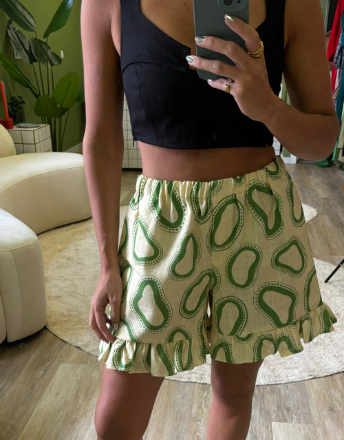 Dam Shorts Relaxed Fit Viskos och Linne med Rufflar 1