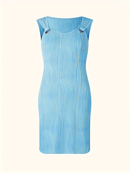 Ärmlös Miniklänning med V-ringning och Korrugerad Randig Design – Avslappnad Passform i Polyester 6