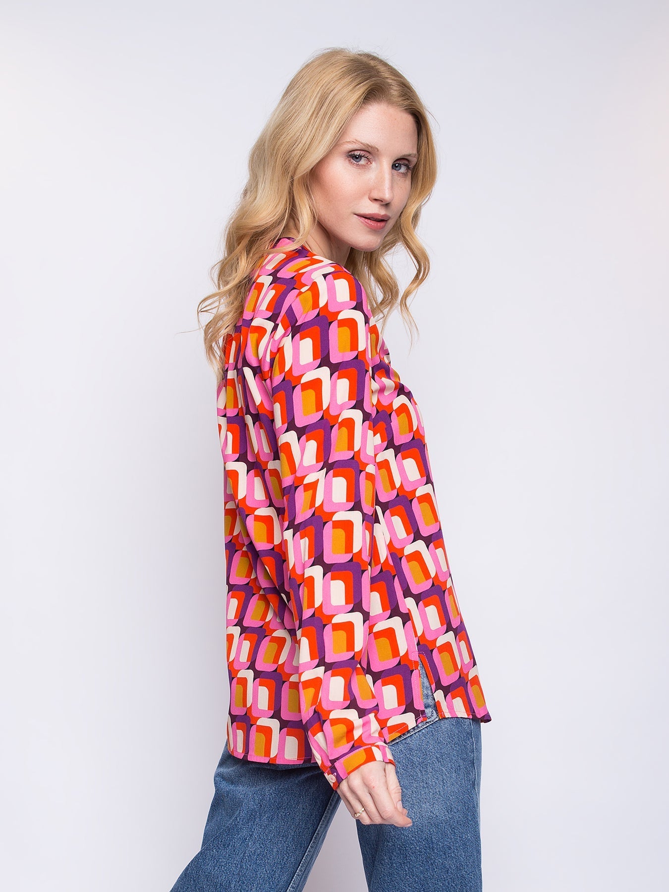 Dam Blus Geometrisk Lila Viskos med Stand-Up Krage och V-Hals-2