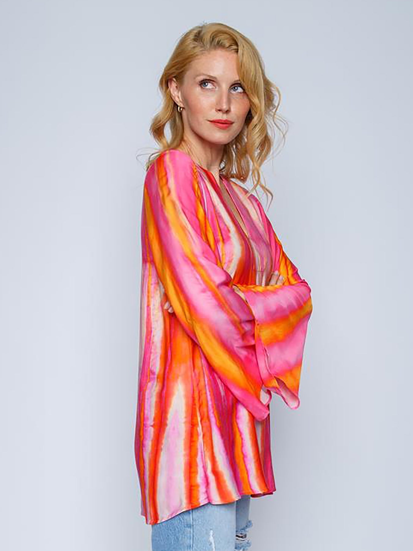 Dam Blus Batiktryck V-hals Viskos-Satin-2