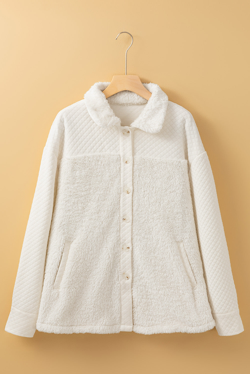 Kvinnors Quiltad Shacket Sherpa-Tyg med Knappdesign-4