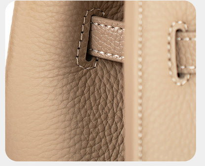 Elegant Elefantgrå Handväska i PU med Blixtlås och Silkescarf – Praktisk Inre Struktur och Stilren Design 6