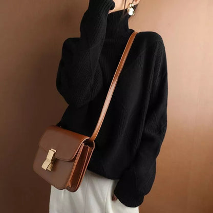 Stickad Dam Turtleneck Tröja i Löst Passform av Cashmere - Mjuk och Trendig för Höst och Vinter 3