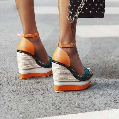 Dam Sandaler Wedge PU-läder med Plattform Hög Klack-3