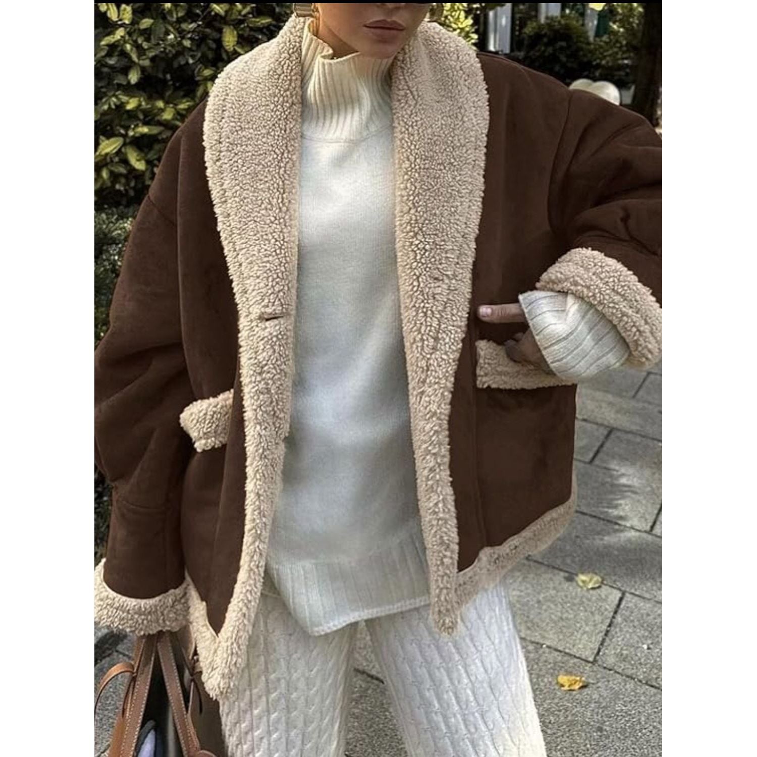 Dam Kappa Elegant med Krage och Långa Ärmar i Mjukt Material-6