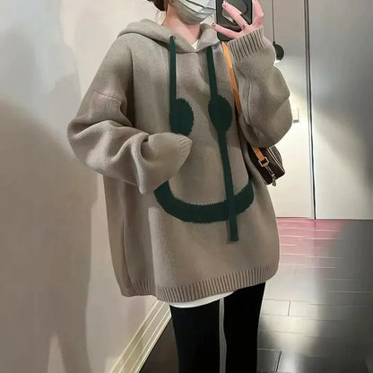 Luvtröja Dam med Smiley-motiv – Mjuk Fleece, Lös Passform, Perfekt för Vardagsbruk och Avslappnade Tillfällen 2