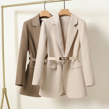 Dam Blazer i Modern Stil, Högkvalitativt Tyg, Perfekt för Arbete och Fritid – Finns i S, M, L, XL 2
