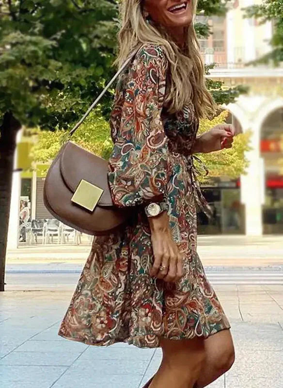 Dam Sommarklänning V-ringning Lätt Material för Midsommar och Sommarpartyn 2