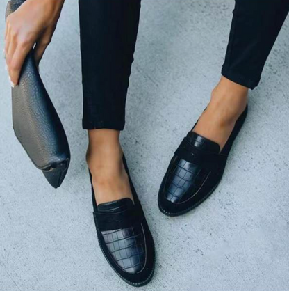 Kvinnors Tofflor i Syntetisk Läder med Krokodilprägling – Elegant Slip-On Design för Vardags- och Festbruk 4
