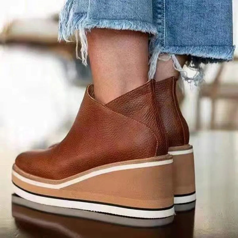 Kilstövlar för Dam med Kilasula och Slip-On Design – Syntetiskt Yttertyg, Mångsidig Casual Stil, Skafthöjd 10 cm 4