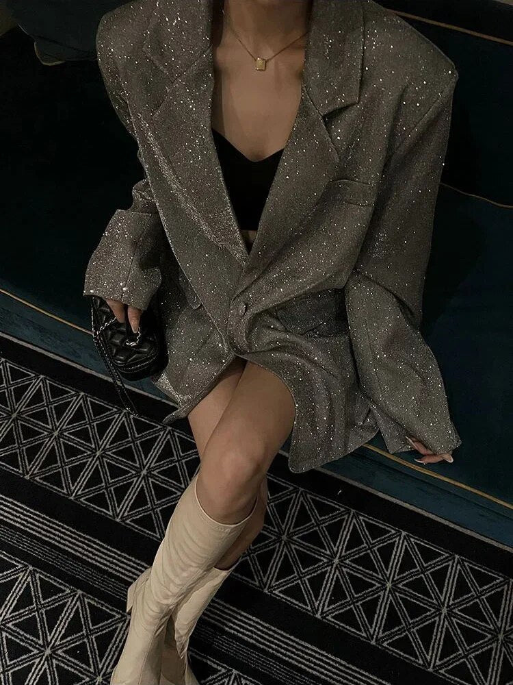 Dam Blazerjacka med Glittrande Detaljer i Högkvalitativt Tyg – Elegant och Modern Stil för Festliga Tillfällen 2