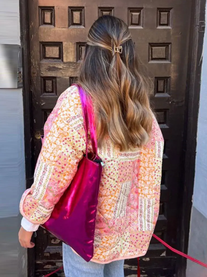 Damjacka med Blommönster i 100% Kashmir – Långa Ärmar och Sidfickor för Elegans och Komfort 5