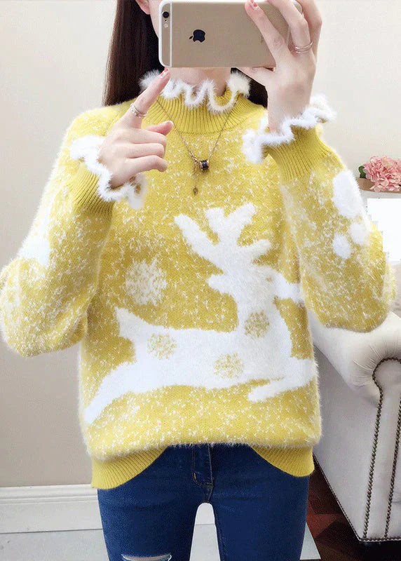 Stickad Dam Tröja med Ruffles och Broderi i Tjockt Material-4