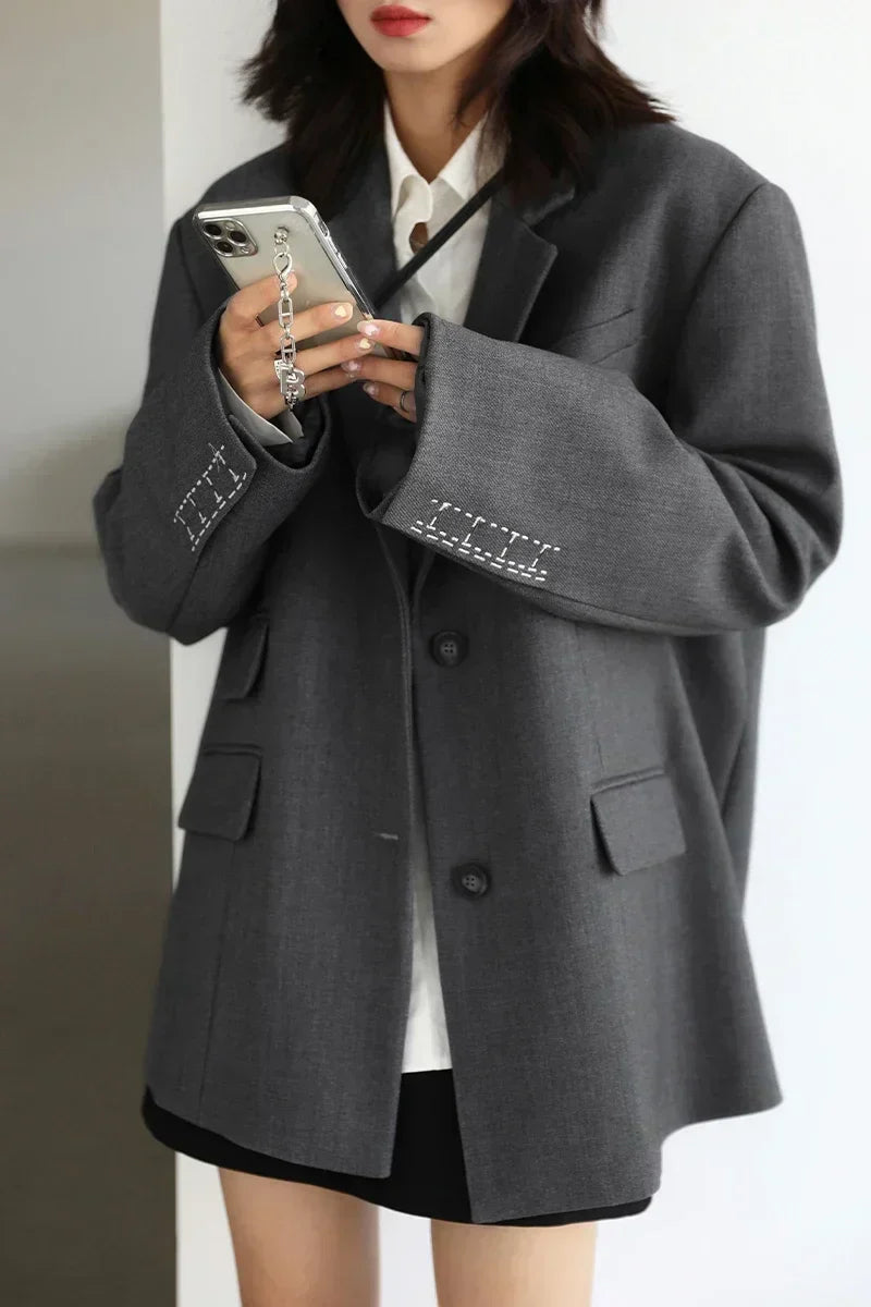 Överdimensionerad Dam Blazer i Polyester och Spandex med Skräddarsydd Passform och Klafffickor – Klassisk Design 4