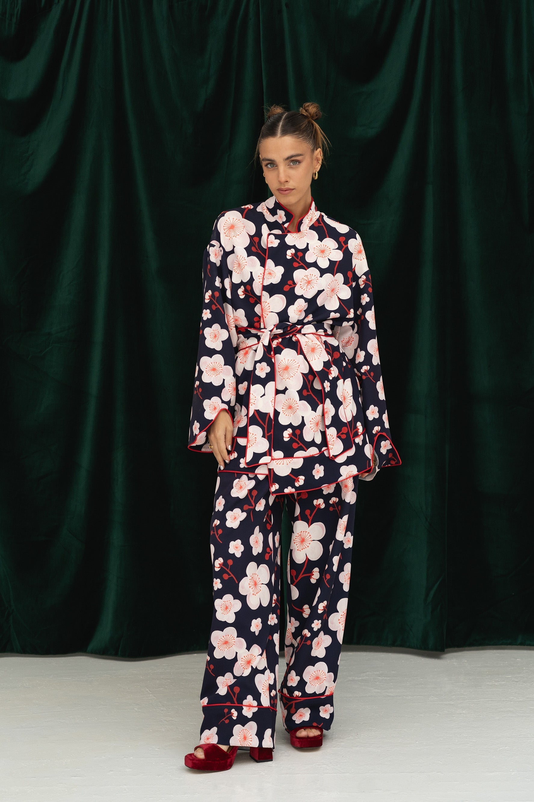 Herrskjorta Ståkrage Blommönster Polyester med Bälte-5