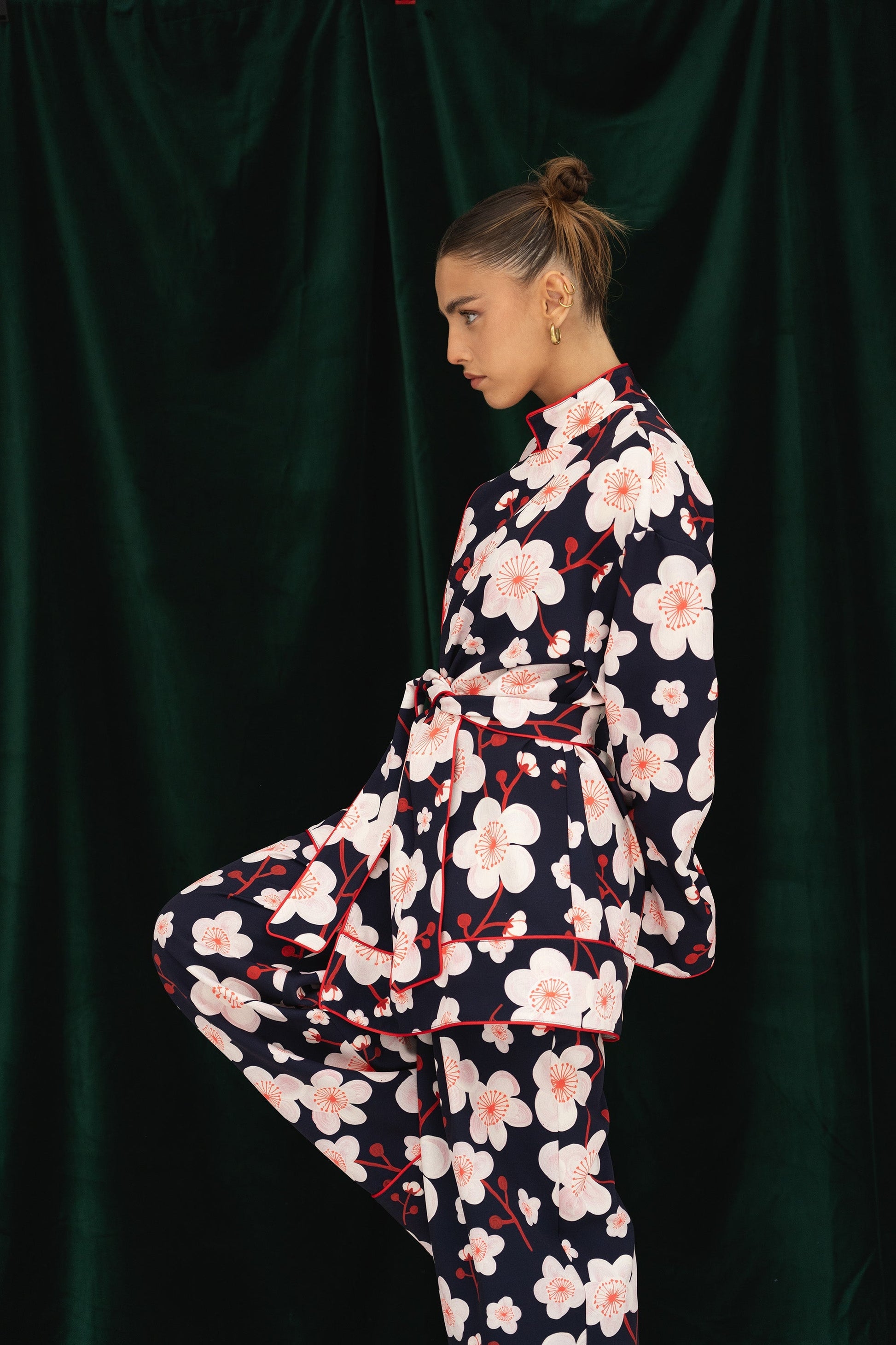 Herrskjorta Ståkrage Blommönster Polyester med Bälte-4