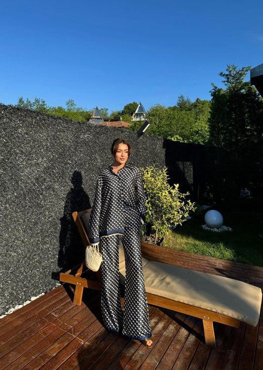 Dam Lång Skjorta och Hög Midja Byxor Set Geometrisk Design Högkvalitativt Tyg 0