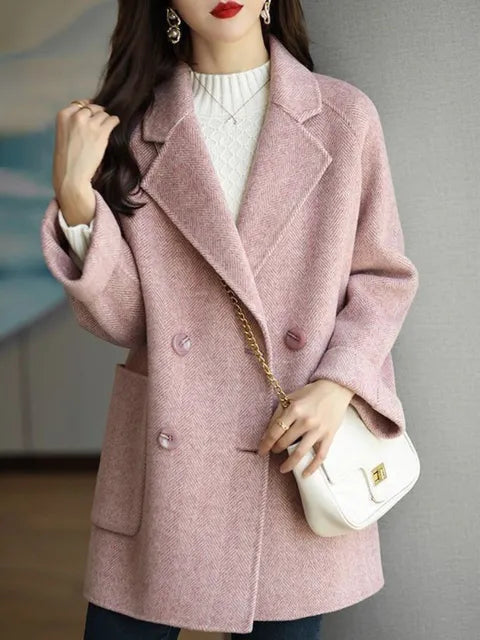 Dam Kappa Beige i Ull för Vinter – Elegant Normal Passform med Feminina Detaljer 4