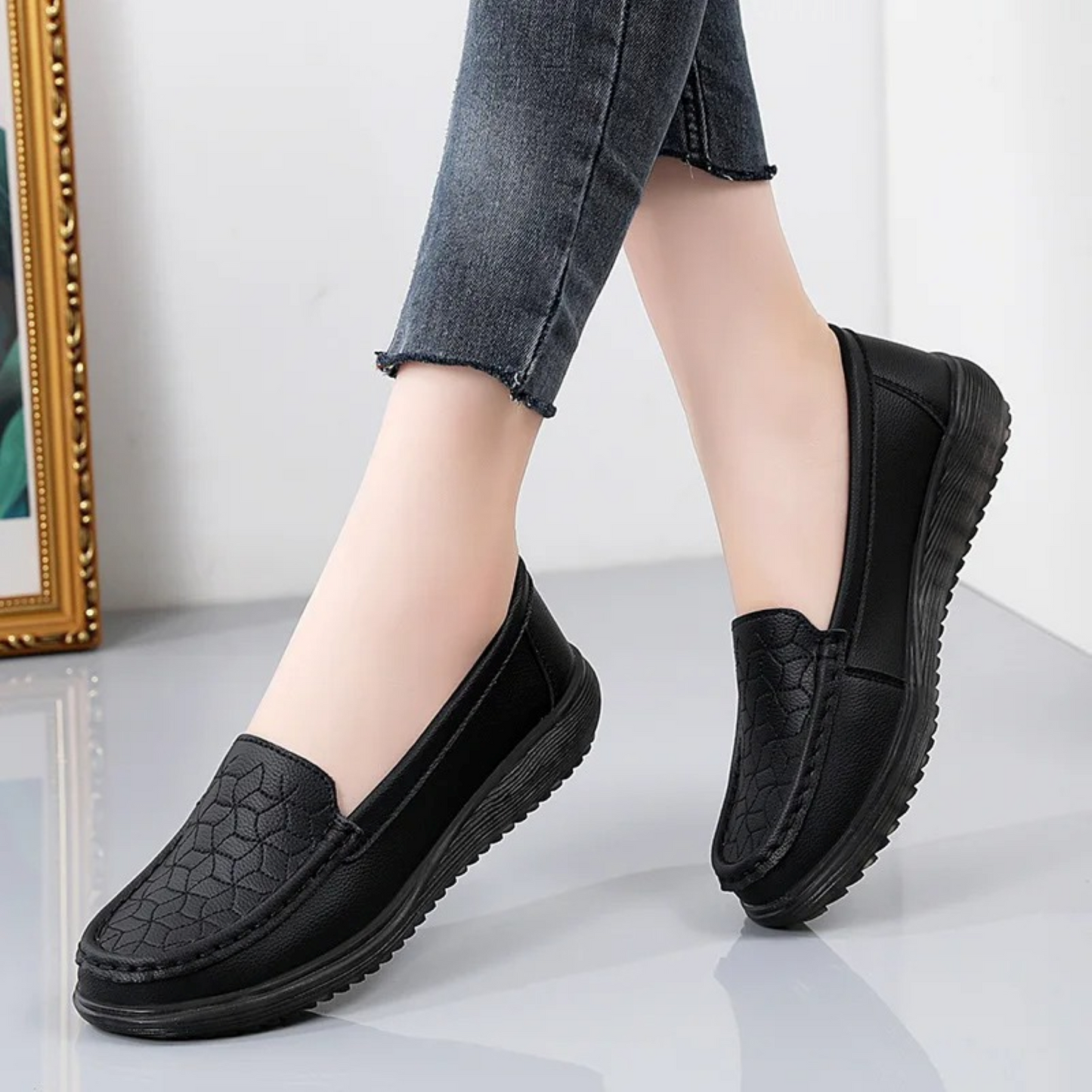 Damskor Läderloafers med Lättnadsmönster Eleganta och Bekväma 2
