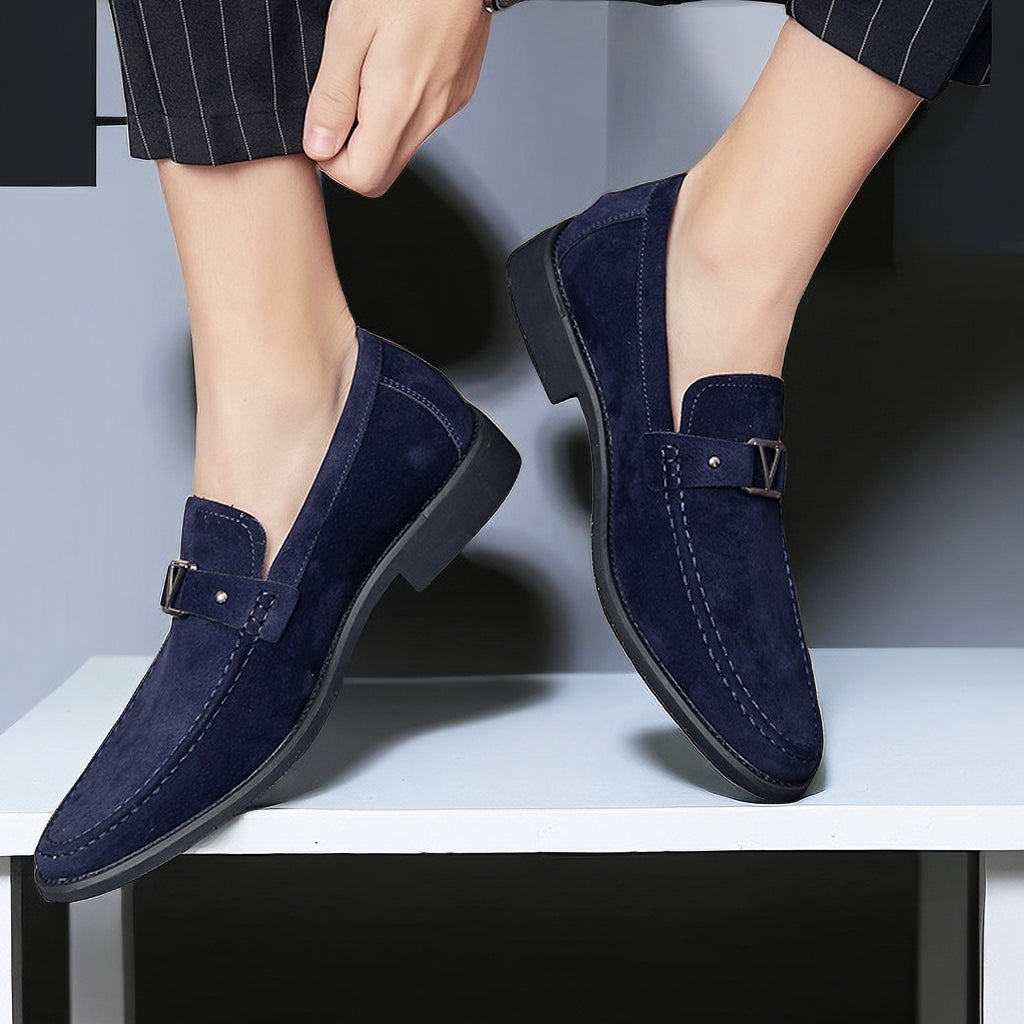Herr Loafers Mocka med Ergonomisk Passform och Dekorativt Metallspänne – Klassisk Design för Formella och Avslappnade Tillfällen 3
