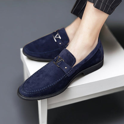 Herr Loafers Mocka med Ergonomisk Passform och Dekorativt Metallspänne – Klassisk Design för Formella och Avslappnade Tillfällen 4