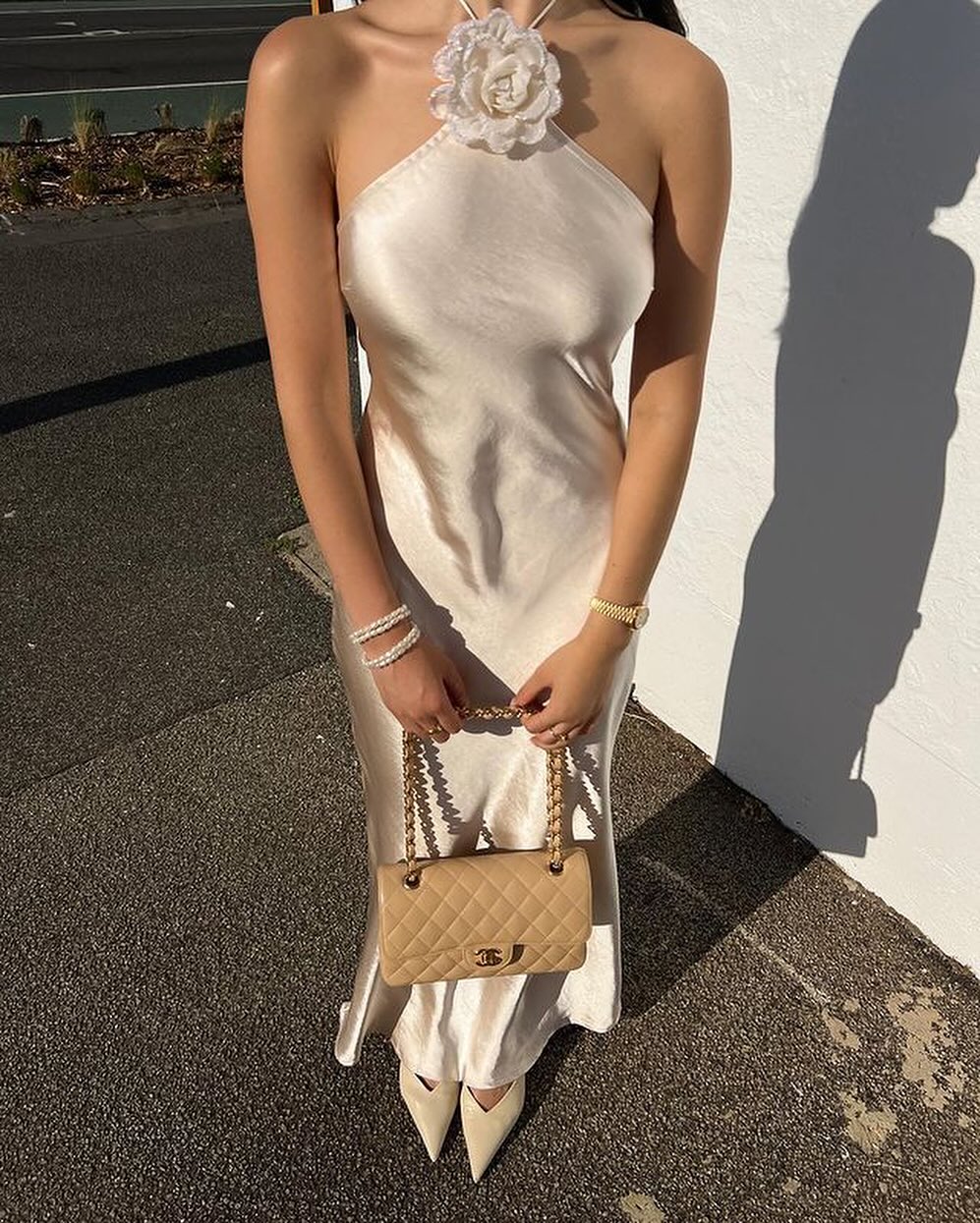 Maxiklänning Dam med Halsinnehavare och Öppen Rygg i Wolff-Fiber-4