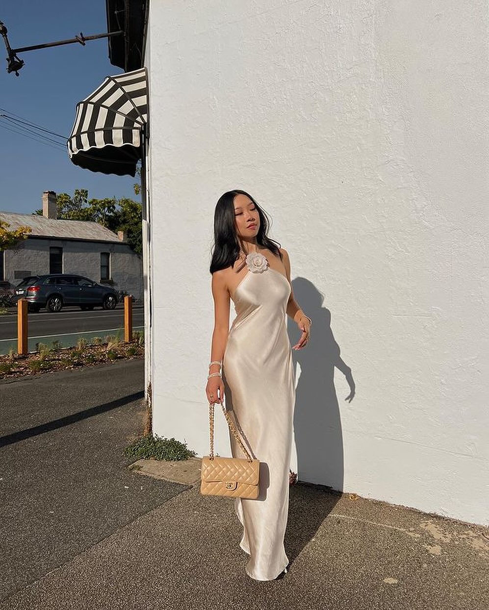 Maxiklänning Dam med Halsinnehavare och Öppen Rygg i Wolff-Fiber-6