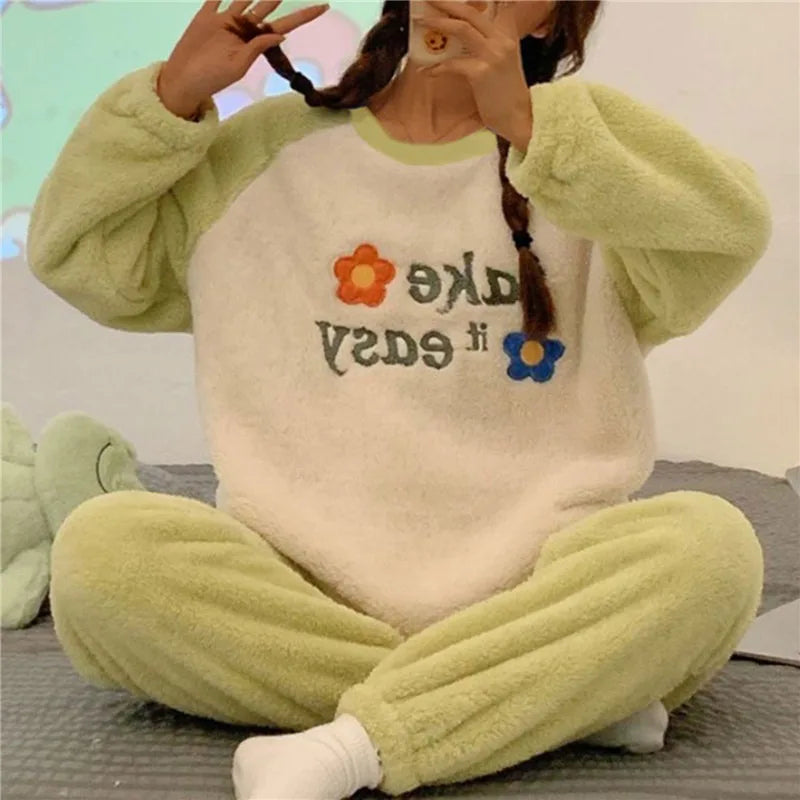 Variant image for Dam Pyjamas Set Roliga Mönster Mjukt Material-2