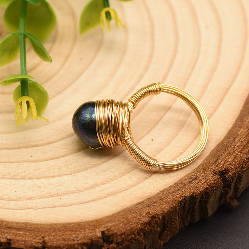 Ring i Koppar med Svart Barockpärla och Unik Spoldesign – 18K Guldpläterad, Mångsidig Smycke för Vardags och Fest 4