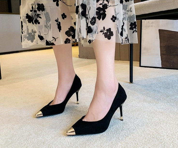 Kvinnors Pumpskor Spetsig Tå PU Material-3