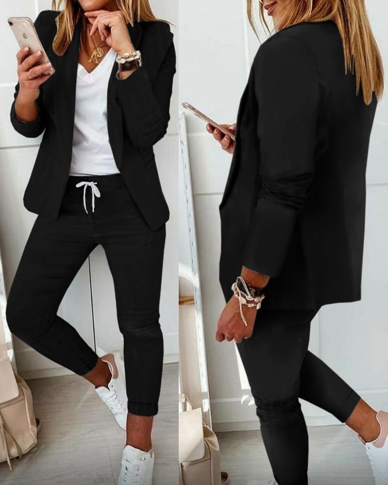 Elegant Dam Blazer Set i Sammet – Modern och Feminin Design, Mjuk och Stretchig, Perfekt för Arbete och Fritid, Finns i Flera Färger 8