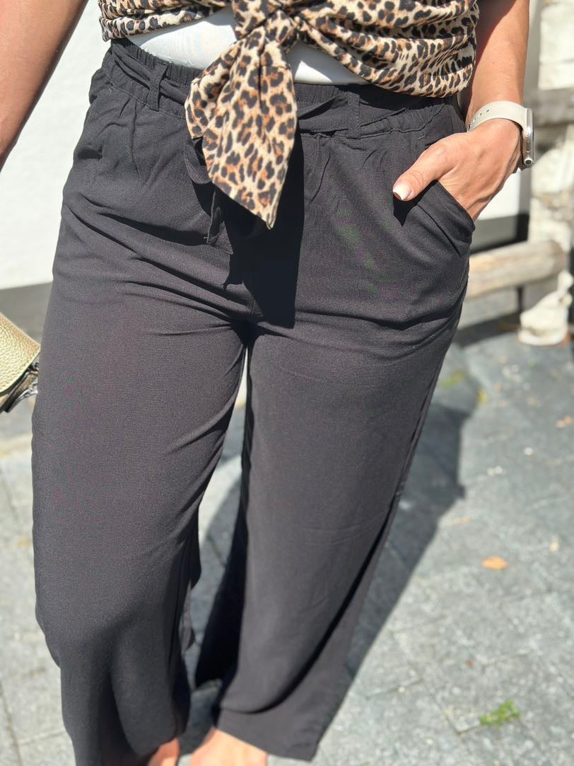 Lösa Tygbyxor för Dam i Ecovero Viskos med Justerbart Bälte – Elegant och Bekväm Stil 4