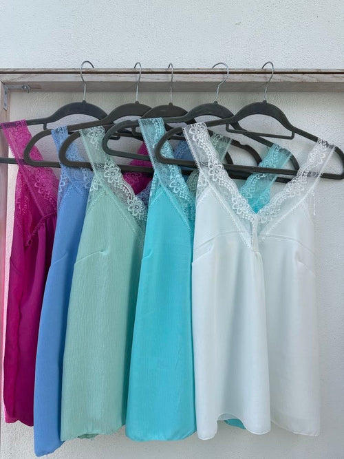 A-linjeformad Festtopp Dam med Spetsdetalj i 100% Polyester – Perfekt för Fest och Vardag 1