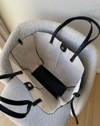 Snygg Väska för Damer i Hållbart Syntetiskt Tyg – Rymlig och Elegant Med Justerbara Axelremmar – Svart 6