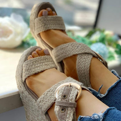 Kilformade Sandaler Dam med Flätade Remmar i Hampa – Öppen Tå och Hög Häl för Sommarens Evenemang 2